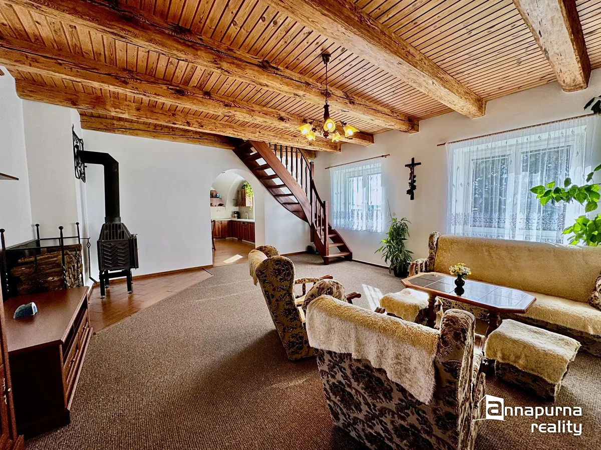 Prodej rodinného domu 164 m², pozemek 460 m²